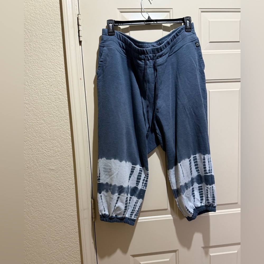 LIVI Elastic Waist Drawstring Blue White Tie-Dye Capri Sweatpants Size 18/20